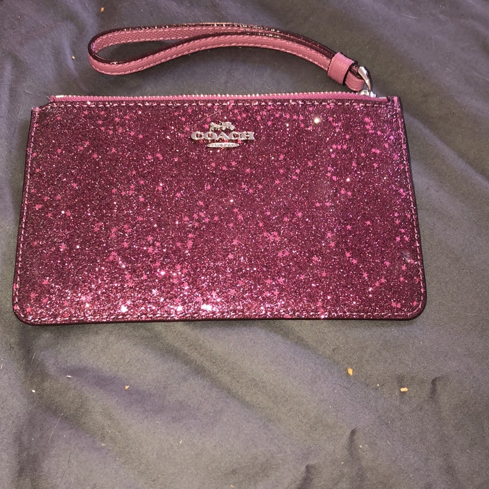 Wristlet and wallet